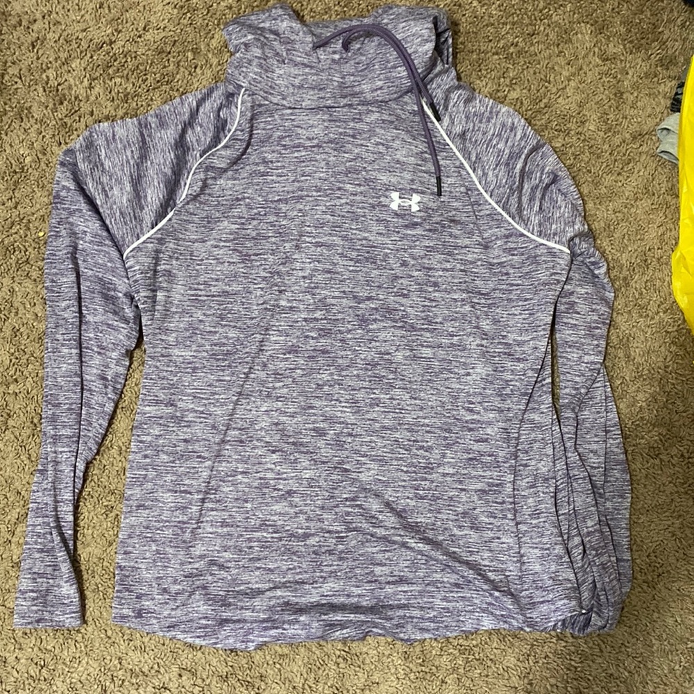 Under armor shirt